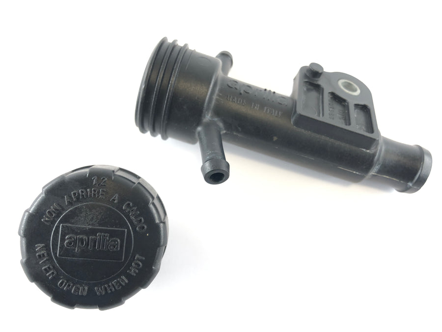 Aprilia Mille RSV 1000 ME [1999] - Filler neck Coolant filler neck