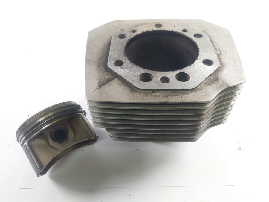 Moto Guzzi V11 Sport [2003] - Cylinder and Piston