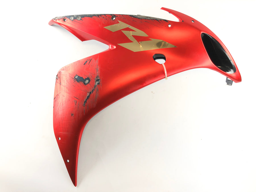 Yamaha YZF R1 RN12 [2005] - Fairing side top right heavily scratched ???