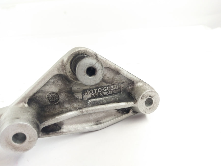 Moto Guzzi Stelvio 1200 4V [2008] - Footrest holder and footrest left