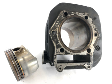 Suzuki DR 600 SN41A [1986] - Cylinder with piston