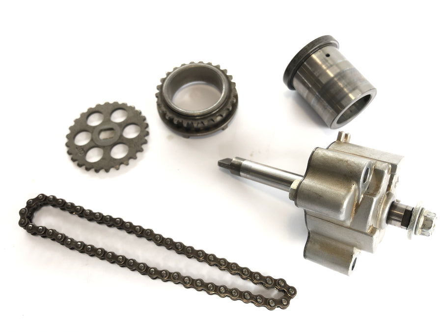 Honda CBR 900 SC50 - Oil pump with drive