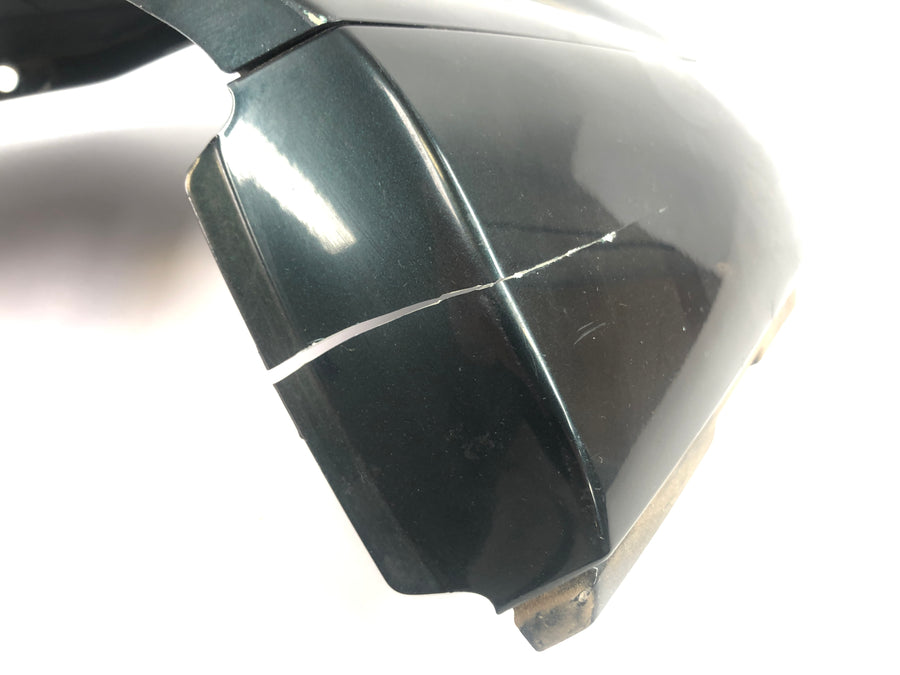 Triumph Daytona 955i [2004] - rear cladding cladding with crack in the middle section