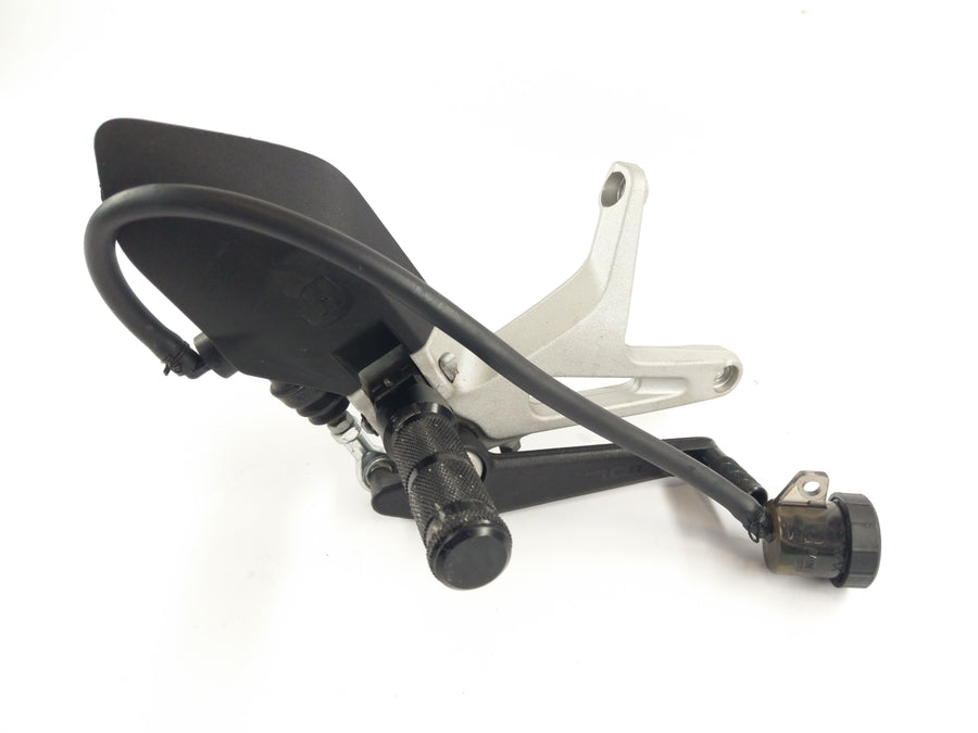 Husqvarna 701 Vitpilen [2018] - Footrest with holder and foot brake pump right