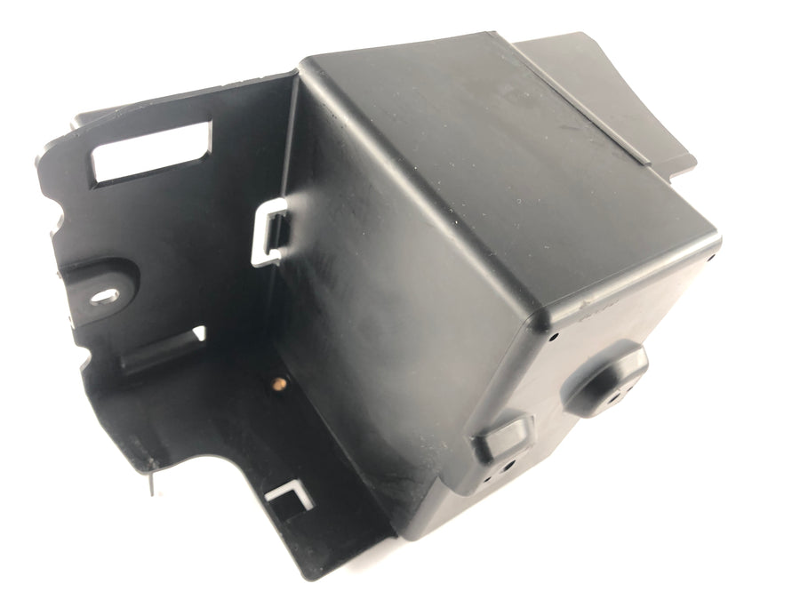 Kawasaki VN 1500 Classic VNT50D [2000] - Battery compartment