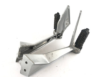 KTM Duke 125 [2011] - Passenger footrests with holder right and left - 0