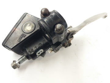 Suzuki GSXR 1100 GV73A [1992] - Front brake pump with brake lever