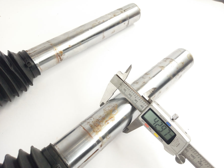 Honda XRV 650 African Twin RD03 [1989] - Telescopic fork with axle