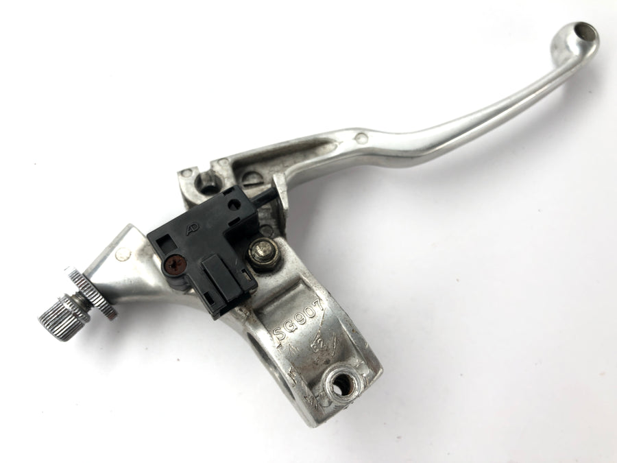 Suzuki LS 650 NP41B [1990] - Clutch fitting and clutch lever