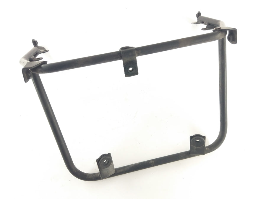 Triumph Trophy 1200 T300E [1996] - Oil cooler bracket