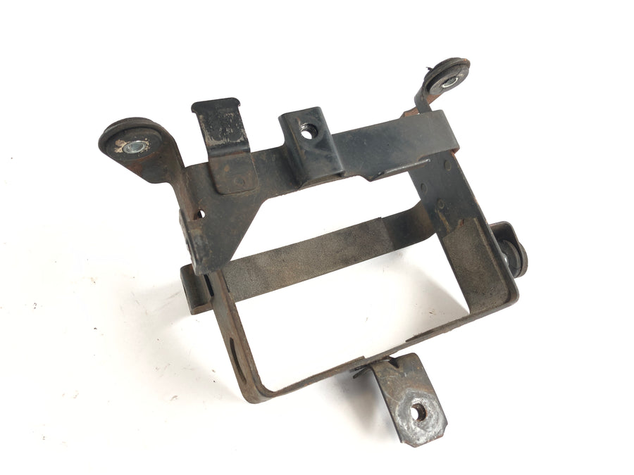 Suzuki DR 600 SN41A [1986] - Battery box