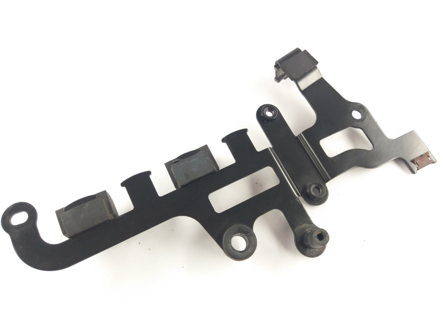 Aprilia RST 1000 Futura [2004] - aggregate holder