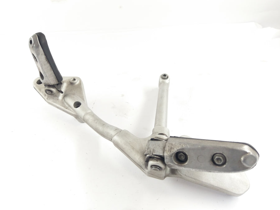 Moto Guzzi Stelvio 1200 4V [2008] - Footrest holder and footrest left