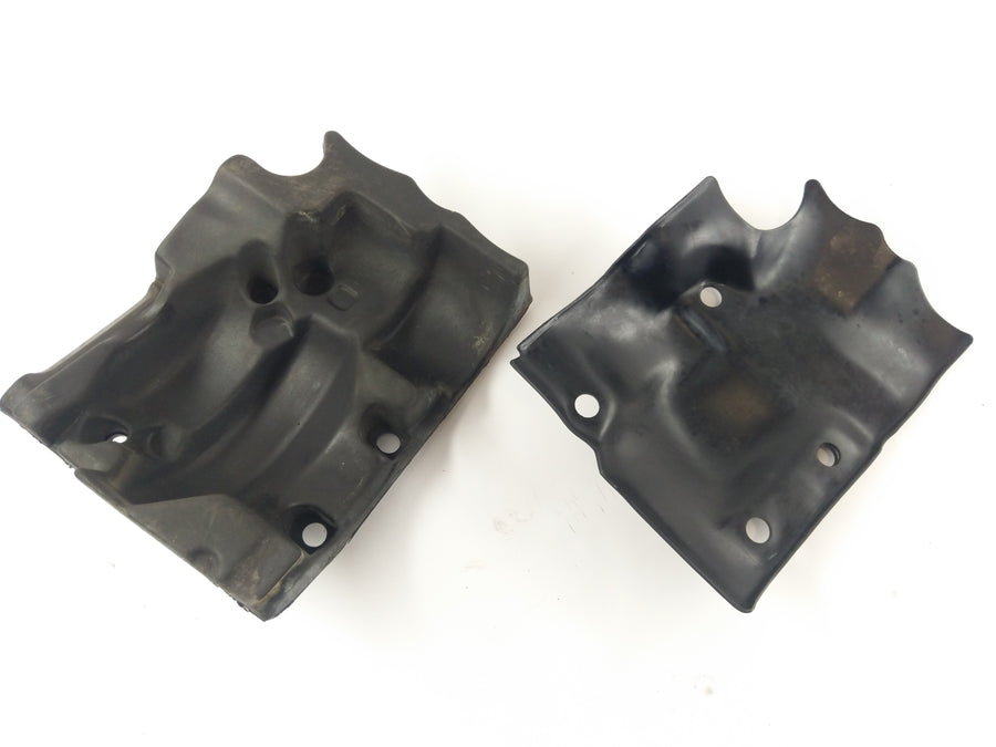 Triumph Tiger 885i T709 [1999] - Alternator cover