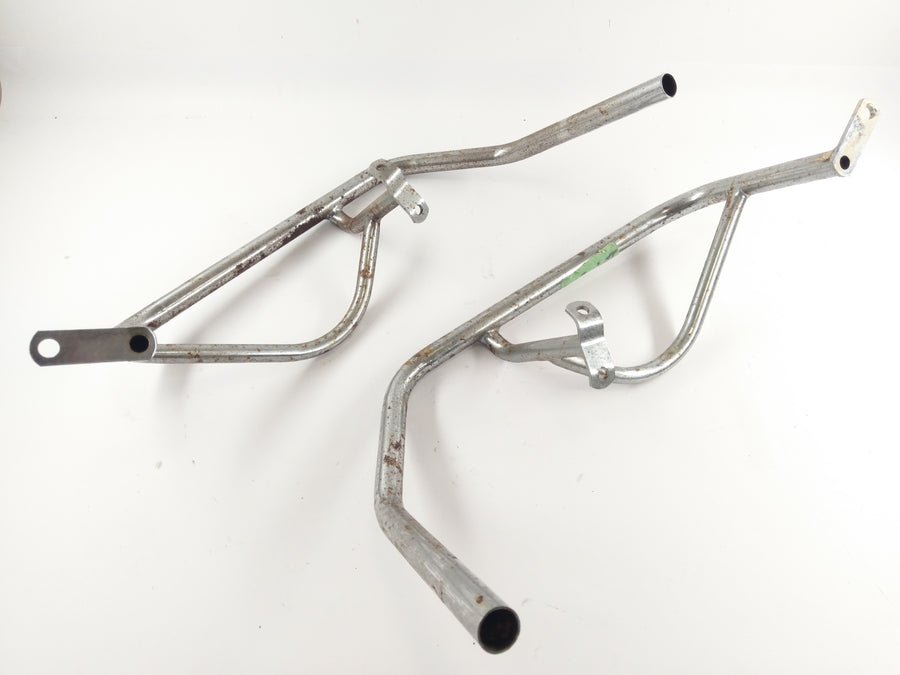 Moto Guzzi V7 Special [1970] - Crash bar right and left
