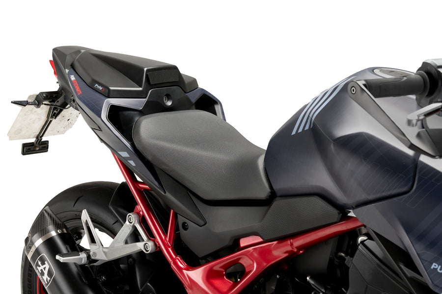 HONDA CB 750 HORNET [2025] – rear fairing – carbon look