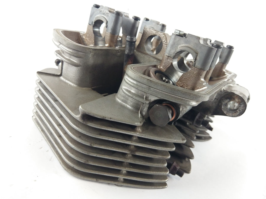 Triumph Bonneville 800 T100 [2004] - Cylinder head