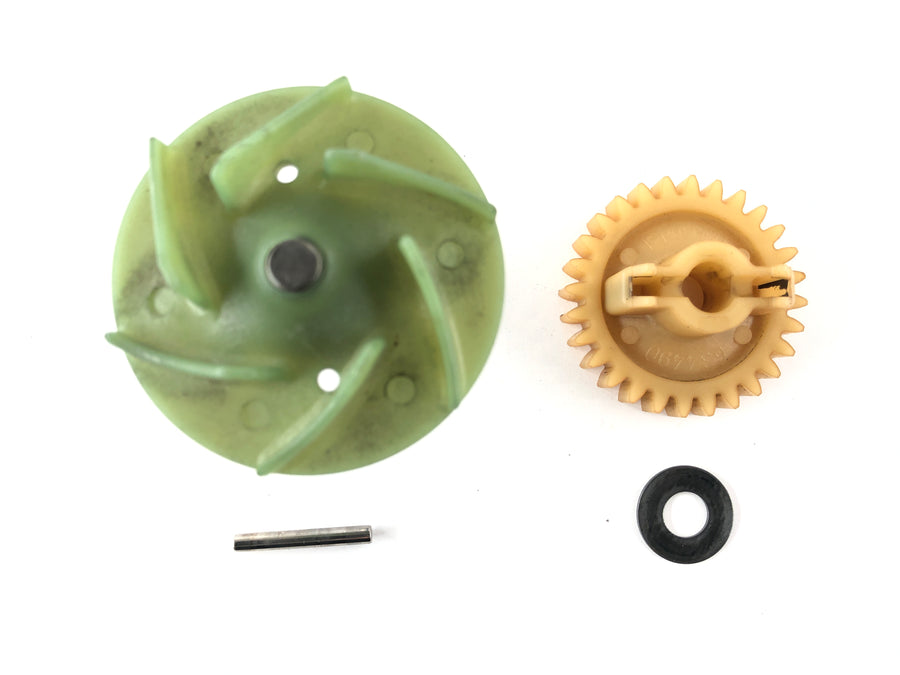 Aprilia Mille RSV 1000 ME [1999] - Water pump with drive pinion