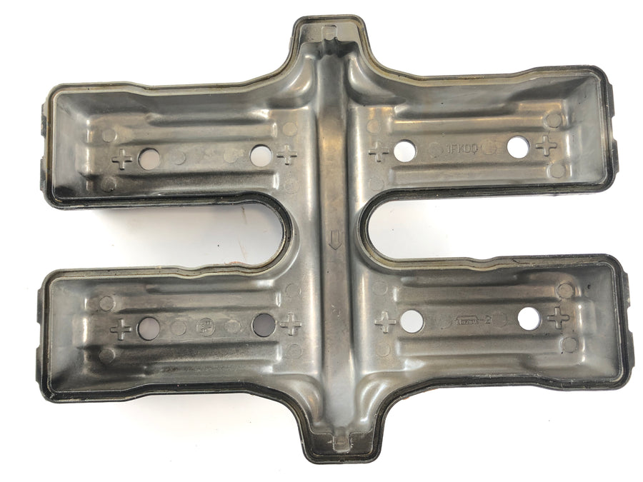 Yamaha V-Max 1200 2LT [1994] - Valve cover