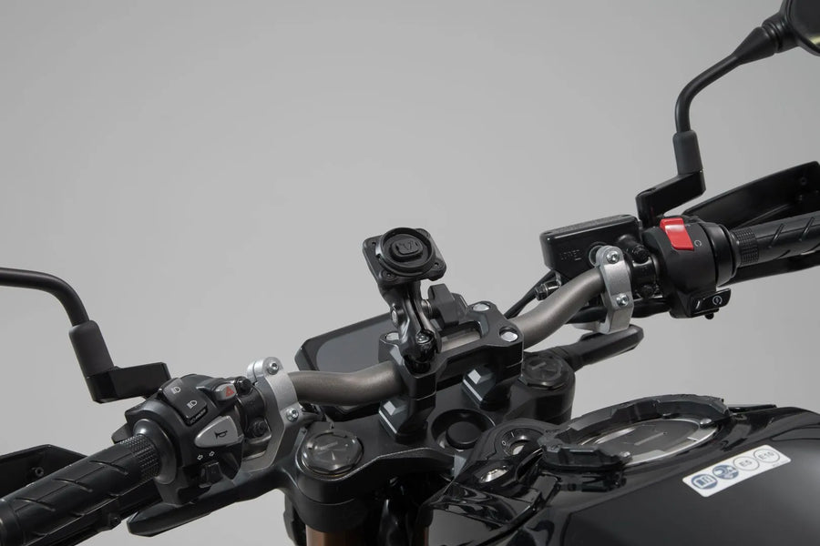 Ducati Diavel V4 [SW-MOTECH]-universal GPS focalor set
