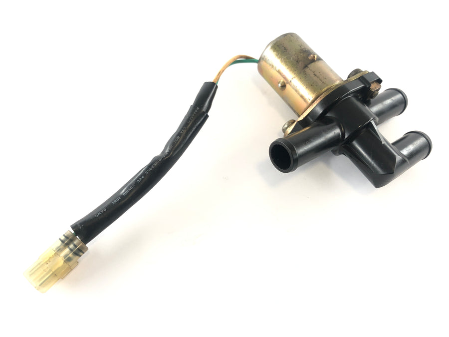 Yamaha YZF R1 RN12 [2005] - Secondary air valve