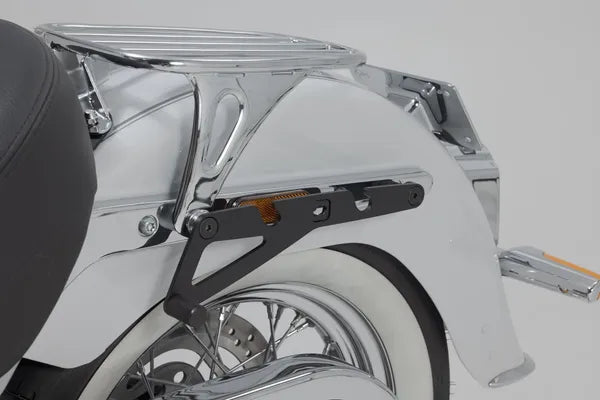 Harley-Davidson Softail Deluxe [2018–2020] – SLH Seitenträger links