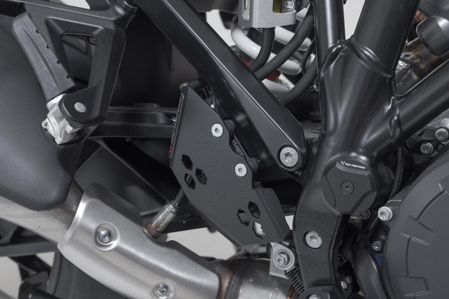KTM 1290 Super Adventure S [2023] - Brake pump protection – picture 2