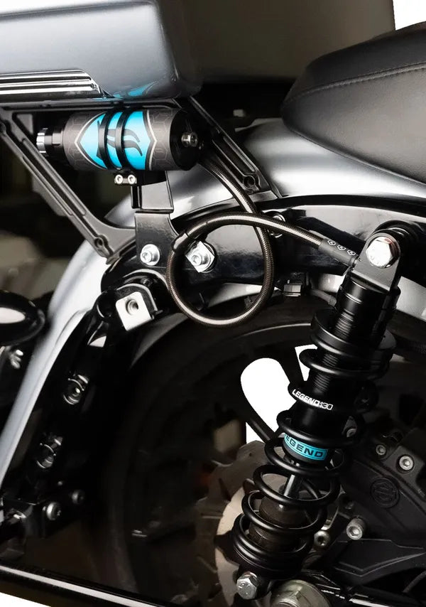 Harley-Davidson FLTRXSE 1977 Road Glide CVO 121 [2025] - REVO ARC Remote Reservoir Außenbefestigung – Bild 7