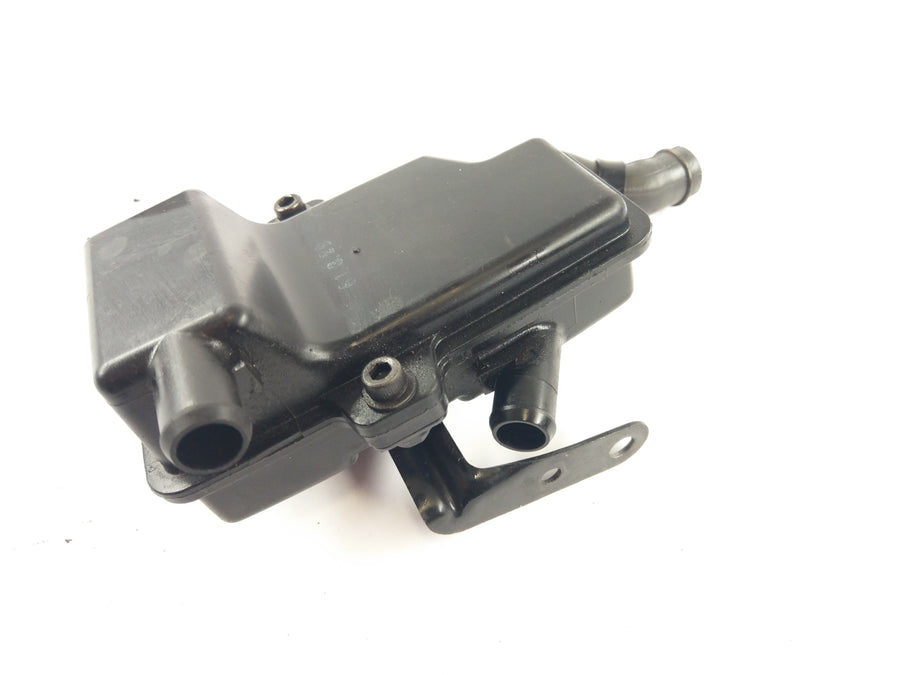 Honda CBX 750 F RC17 [1985] - Engine housing ventilation