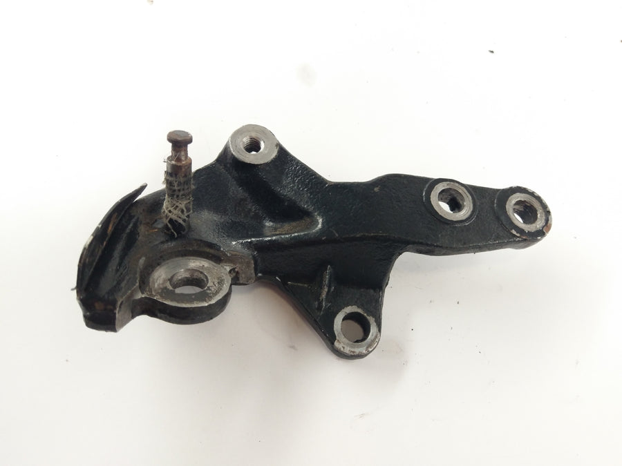 Honda CBR 1000 F SC24 [1991] - Side stand mount footrest support