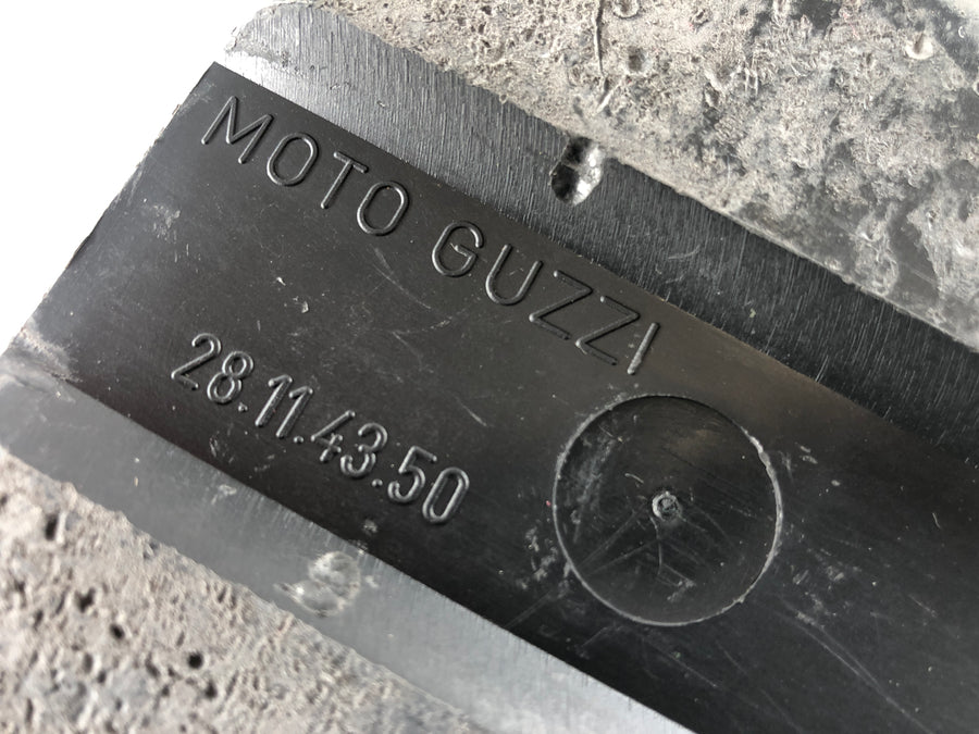 Moto Guzzi Le Mans 4 [Le Mans 3] - Air filter box housing