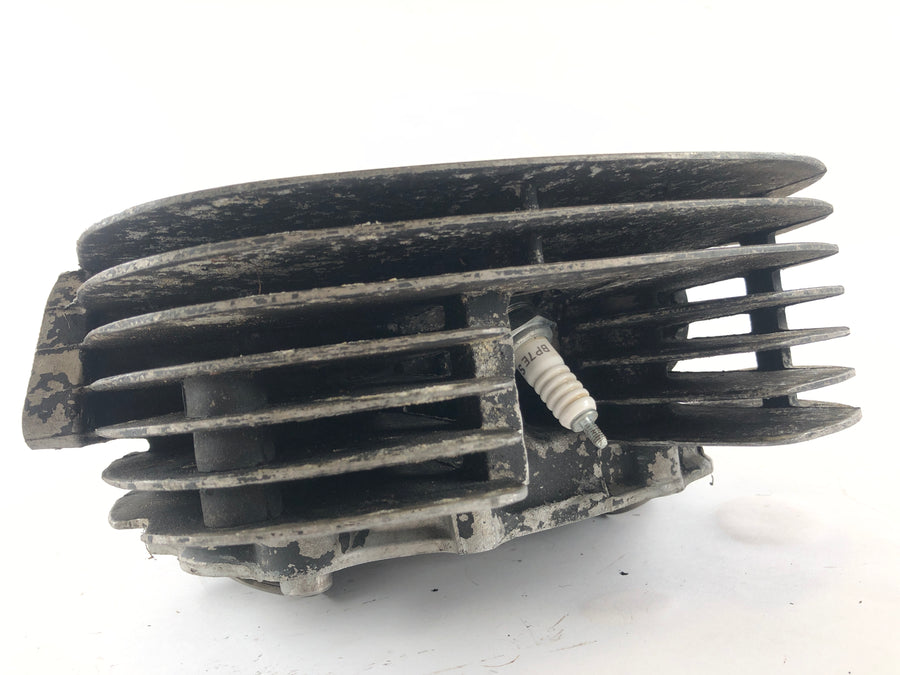 Yamaha XT 500 1U6 [1980] - Cylinder head