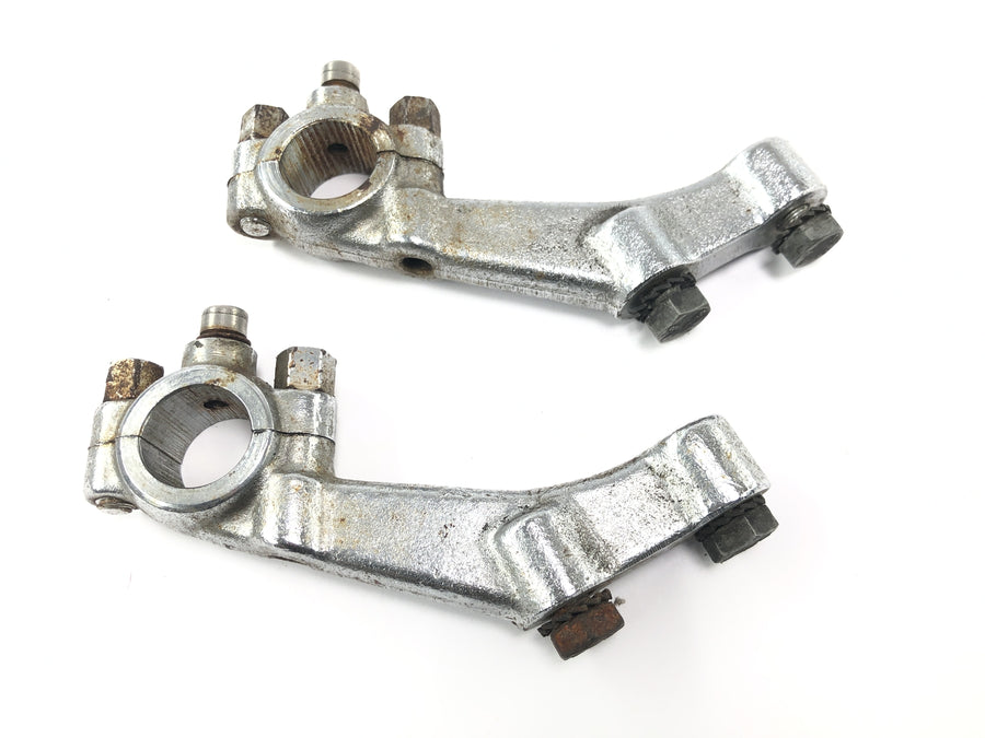 Moto Guzzi V7 Special [1971] - handlebar clamp clamp pair handlebar mount