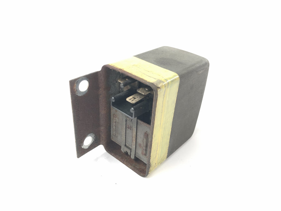 BMW R 75/5 [1973] - Relay DC switch voltage regulator