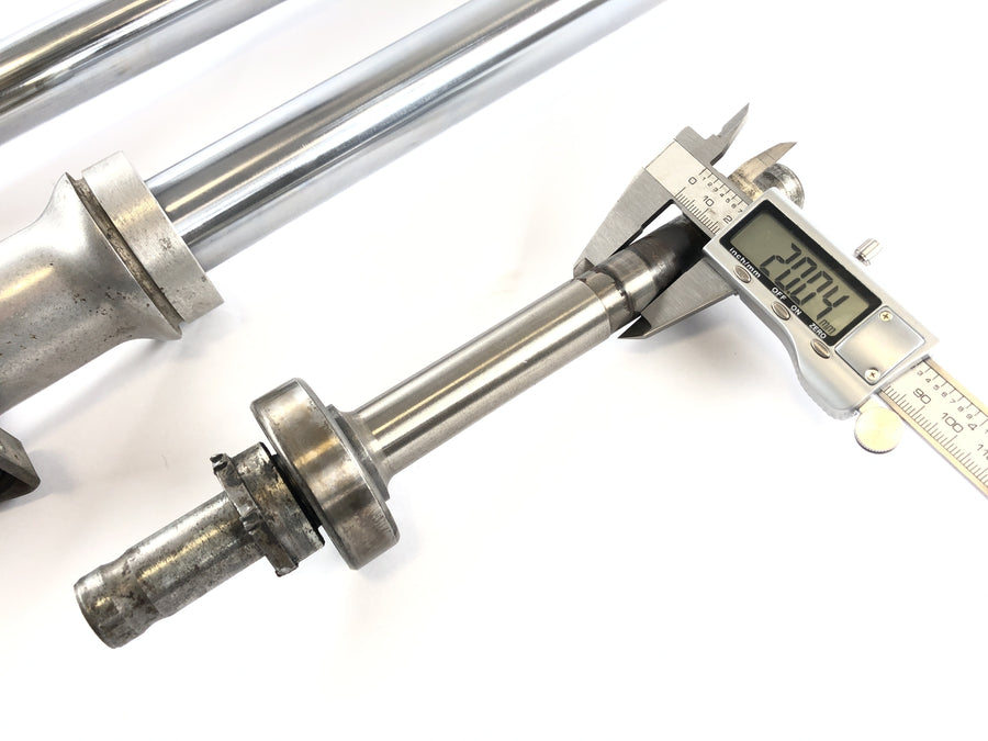 Triumph Bonneville T140V [1976] - Gabel Telegabel suspension fork with axis