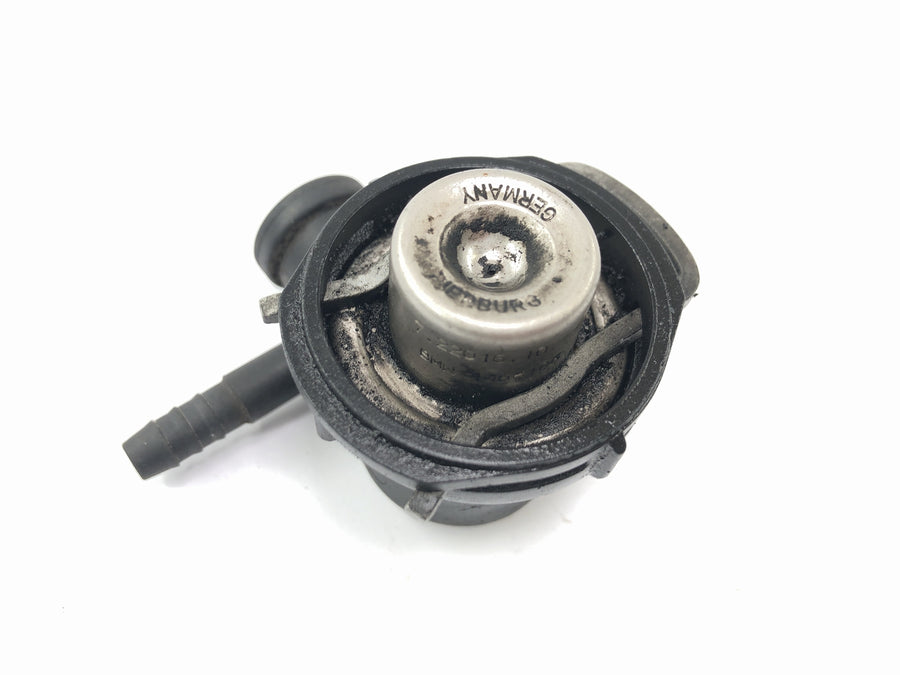 BMW R 850 C 259C [1999] - Fuel pressure regulator fuel pressure regulator valve