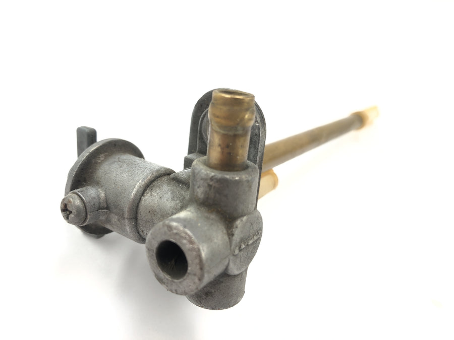 Honda SLR 650 RD09 [1997] - petrol tap fuel tap tank valve