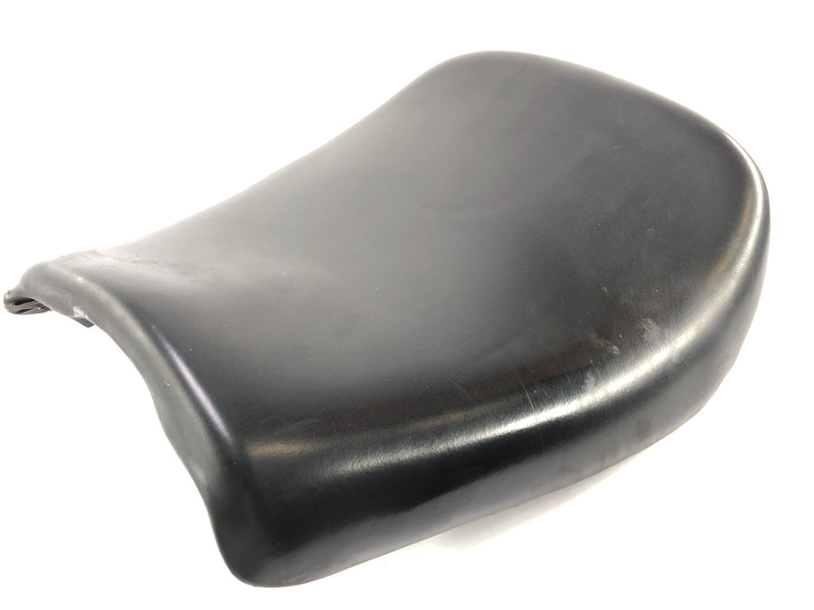 Triumph Daytona 955i T595 [1999] - Driver's seat bench