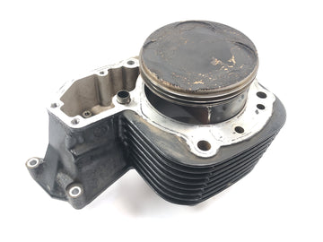 BMW R 1200 GS Adventure R12 [2012] - cylinder with pistons on the right