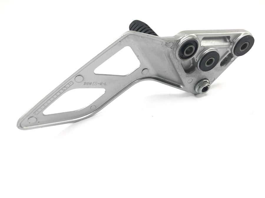 Suzuki GSF 1250 SA Bandit WVCH [2007] - Footrest Driver's footrest left