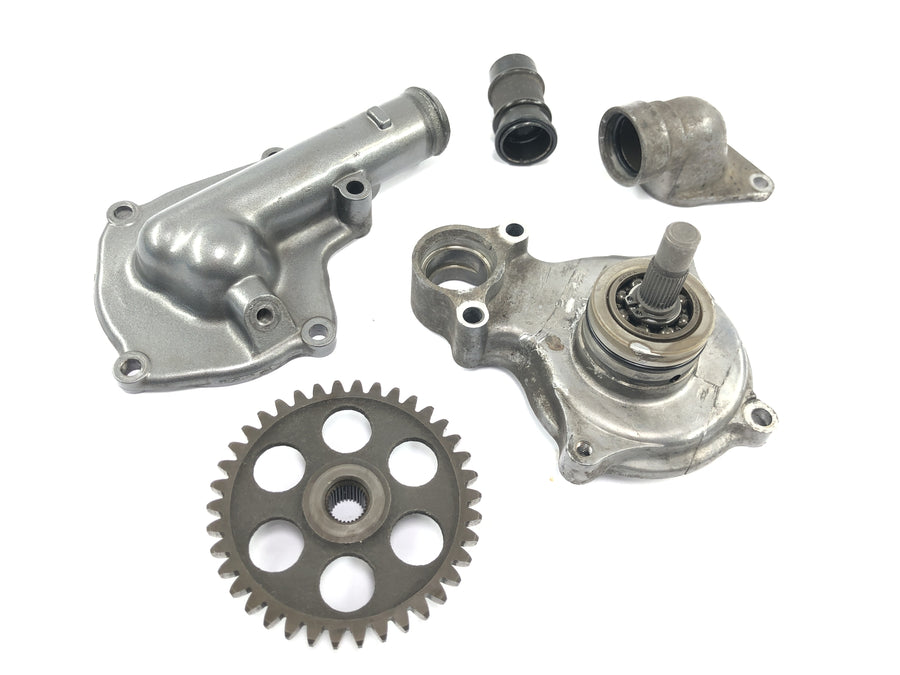 Yamaha XTZ 750 3LD [1989] - Water pump cooling water pump pump housing