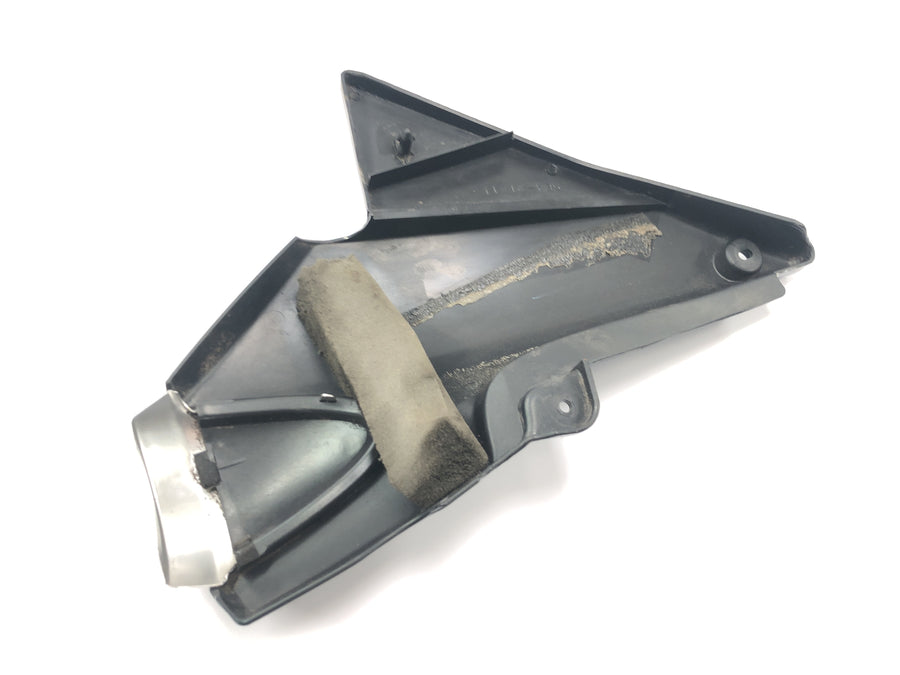 Yamaha XJR 1300 RP02 [1999] - Side panel air filter box cover left