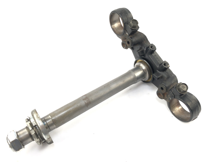 Honda CB 750 RC42 [1996] - fork bridge below