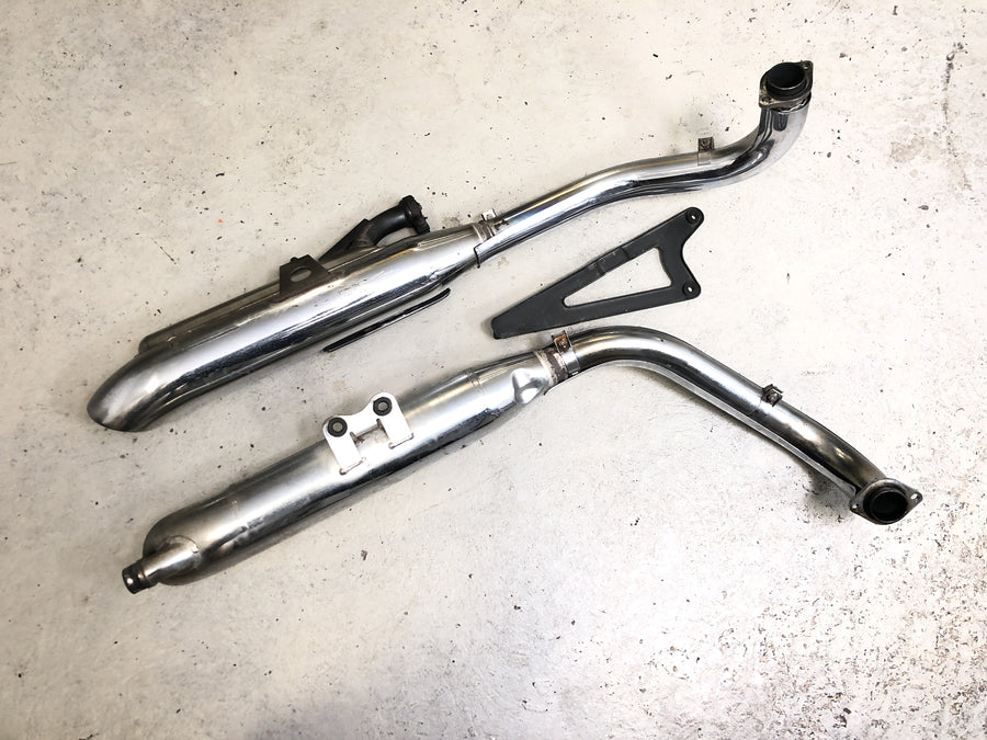 Kawasaki VN 800 VN800A [1996] - Exhaust system exhaust muffler manifold exhaust pipes complete with holder