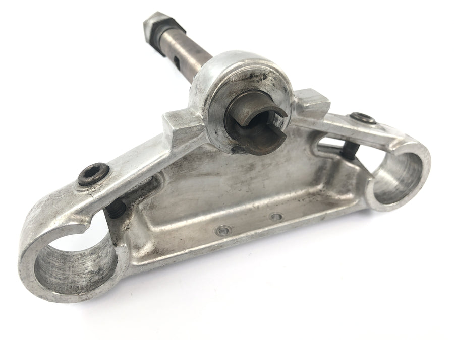 Laverda 1000 [1978] - lower fork bridge steering head yoke steering head tube