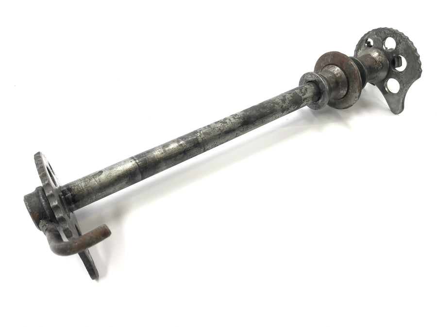 Yamaha XT 600 Z Ténéré 1vj [1986] - Hinter axle axis with chain tensioner