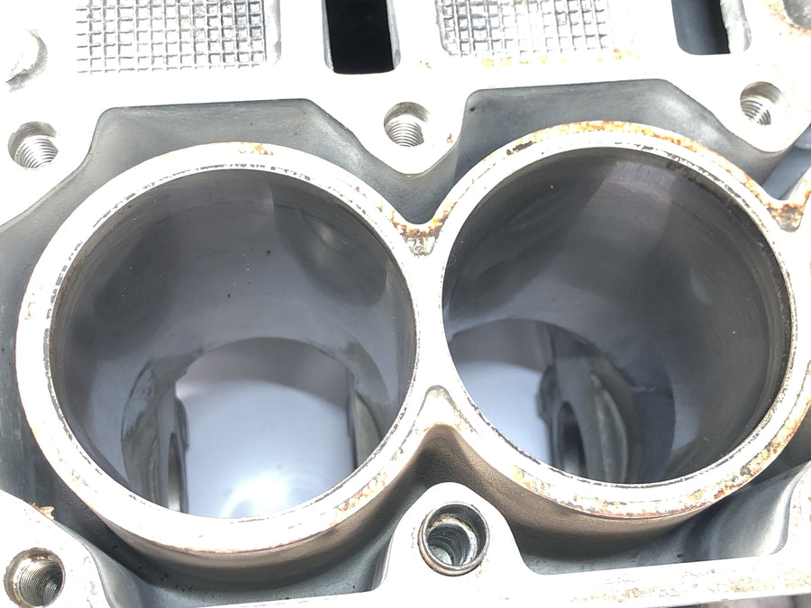 BMW K 1100 LT [1993] - Engine block cylinder block engine housing with pistons