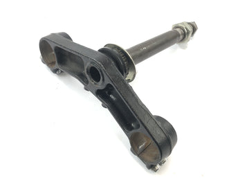 Triumph Daytona 900 T300 [1996] - lower fork bridge, steering head mount fork holder