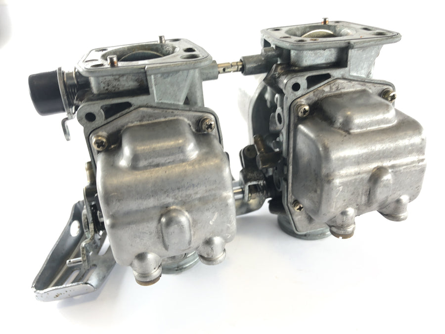 Honda GL 1000 Goldwing GL1 [1977] - Carburettor left