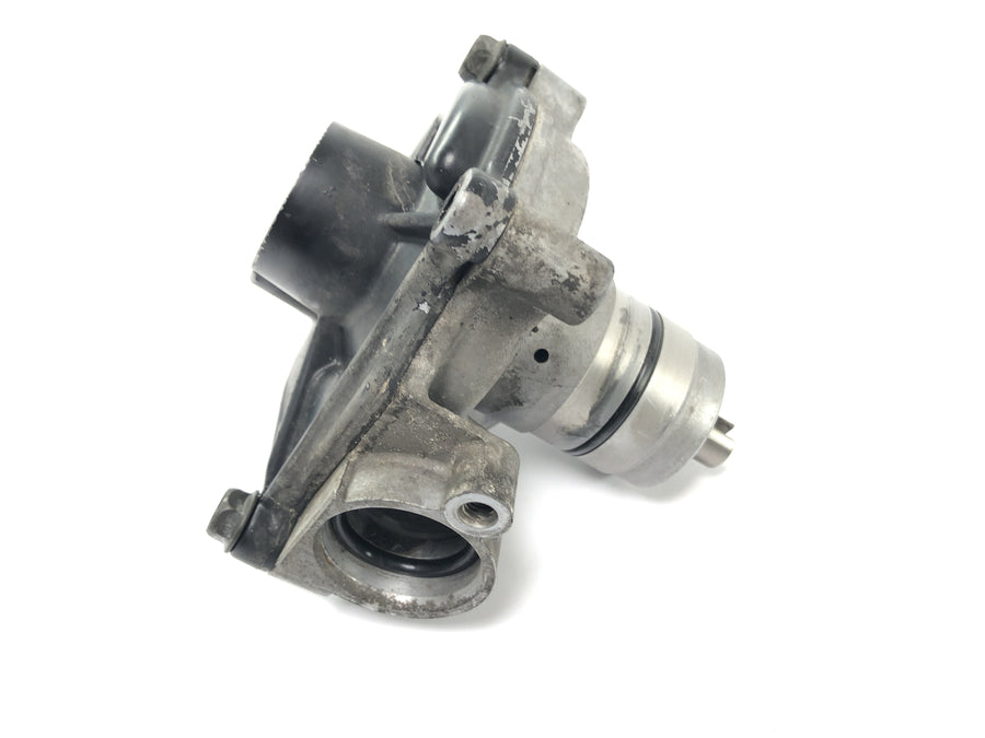Kawasaki ZRX 1200 S ZRT20A [2002] - water pump water pump housing